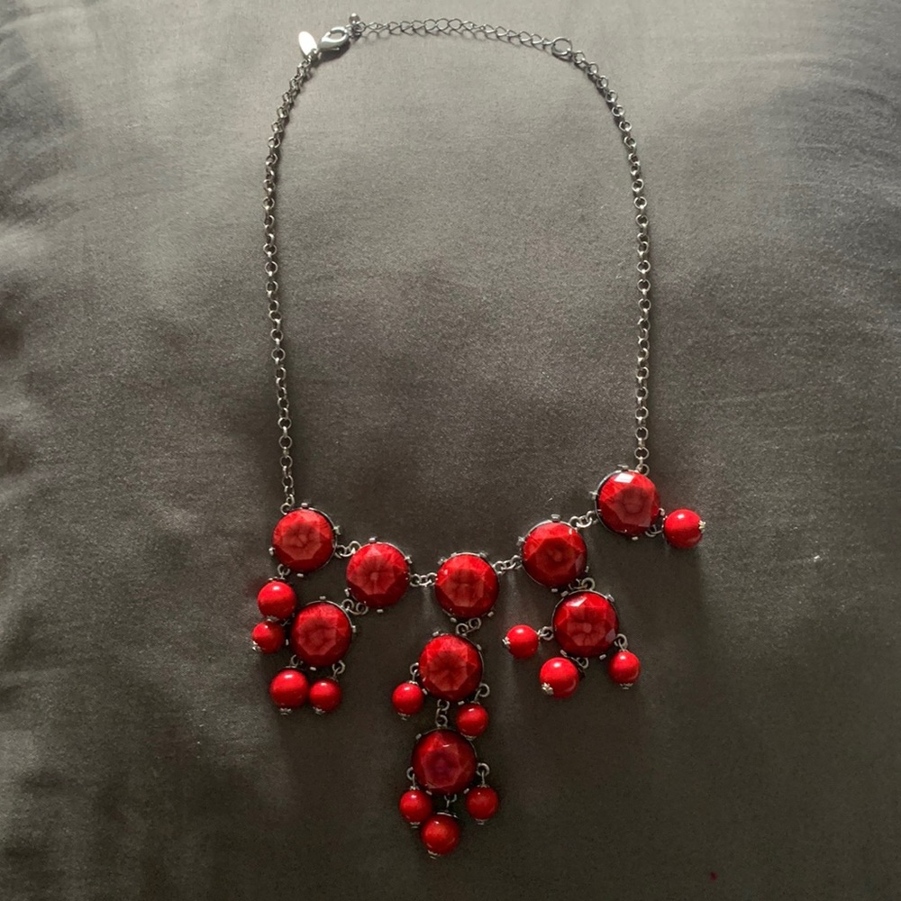 New York & Co statement necklace